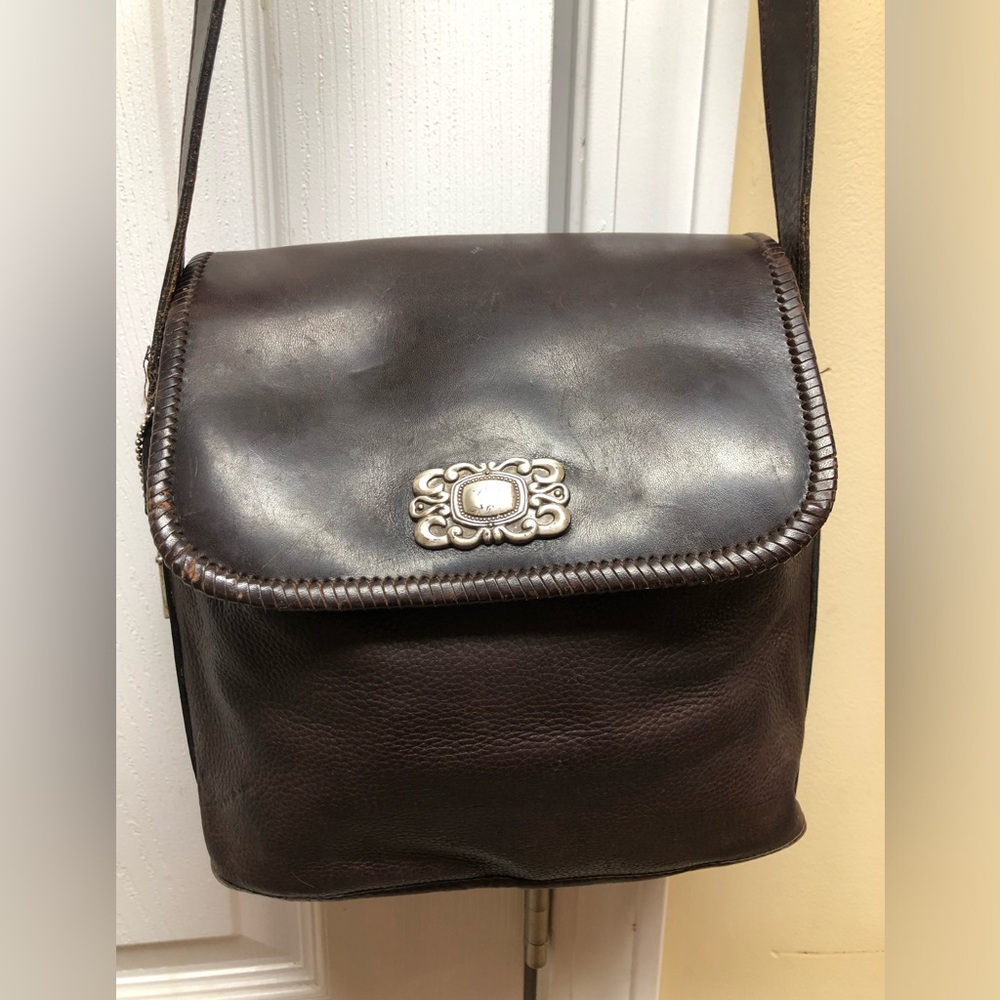 Vintage Fossil crossbody bag pebbled leather soft clean rare metal accent y2k
